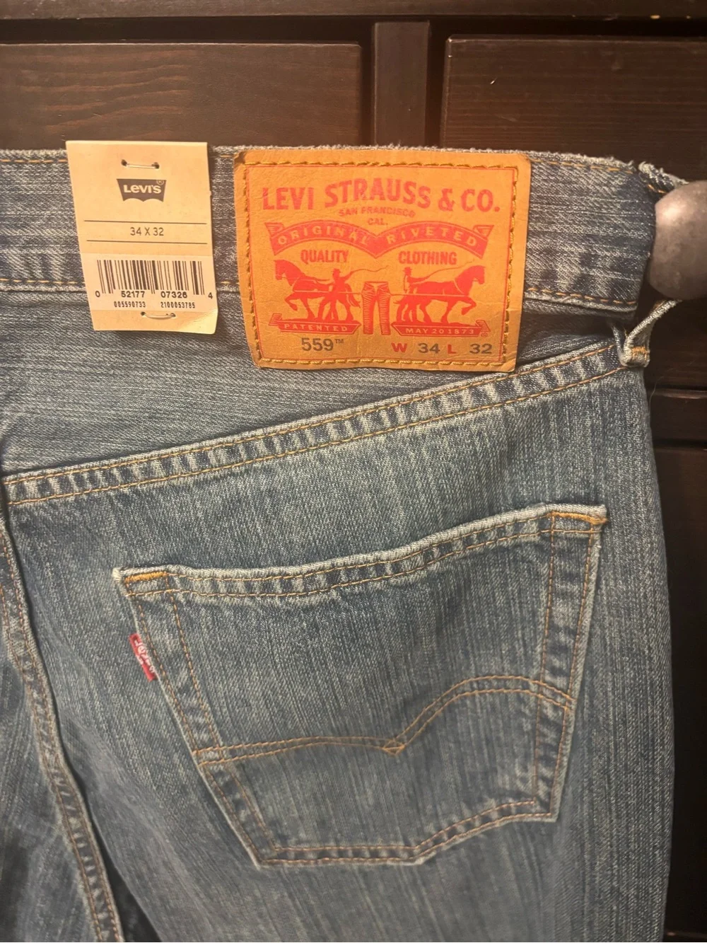 Levi's 559 Relaxed Straight Jeans - Blue with Red Tag